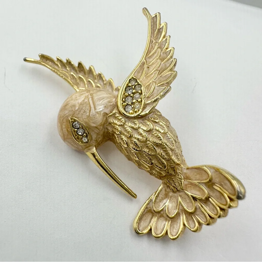 Boucher Vintage Enamel Hummingbird Brooch Lapel Pin